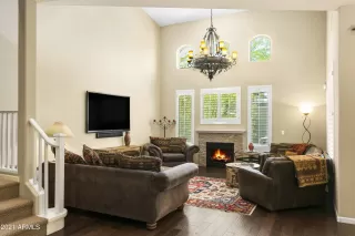 Photo #2: 6223619 Listing