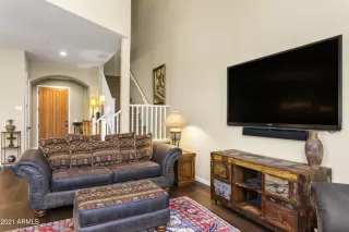 Photo #5: 6223619 Listing