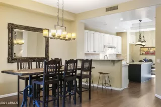Photo #6: 6223619 Listing