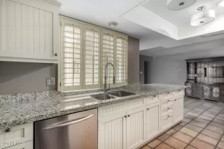 Photo #1: 6224054 Listing