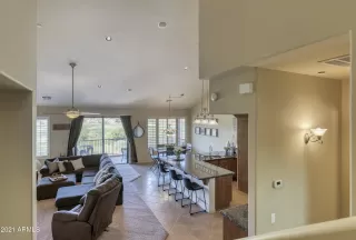 Photo #2: 6224553 Listing