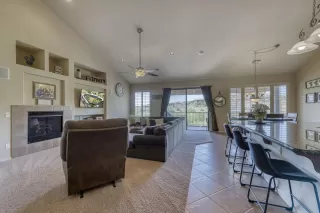 Photo #3: 6224553 Listing