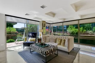 Photo #4: 6224643 Listing