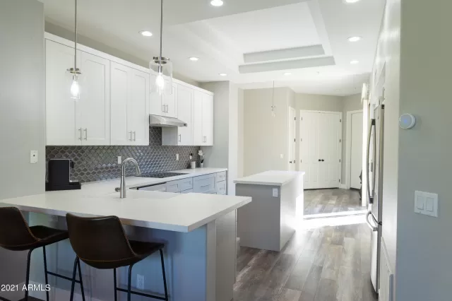 MLS: 6224667 Condo For Sale
