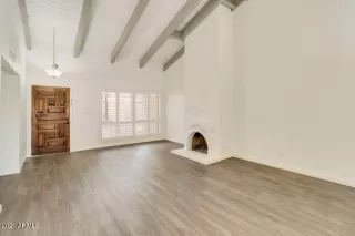 Photo #4: 6225153 Listing