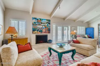 Photo #2: 6225543 Listing