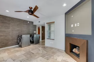 Photo #6: 6225565 Listing