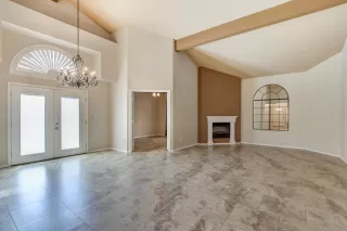 Photo #6: 6225670 Listing