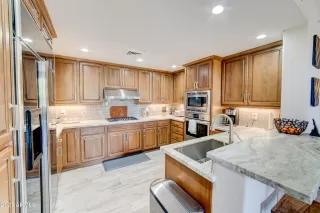 Photo #6: 6225727 Listing