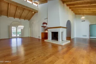 Photo #3: 6225813 Listing 