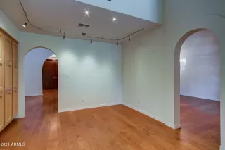 Photo #5: 6225813 Listing 