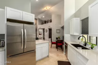 Photo #5: 6225815 Listing