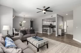 Photo #5: 6225831 Listing