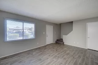 Photo #4: 6226000 Listing 