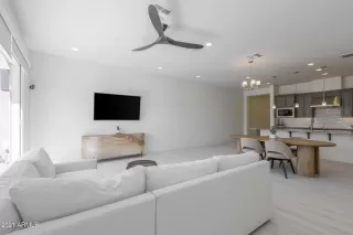 Photo #2: 6226021 Listing