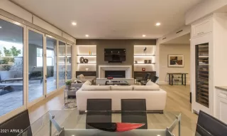 Photo #5: 6226089 Listing