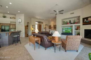 Photo #3: 6226835 Listing