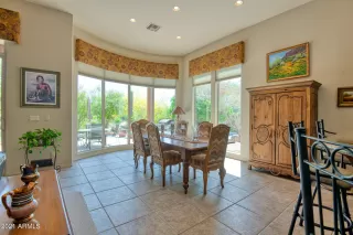 Photo #5: 6226835 Listing