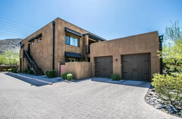 MLS: 6226868 Condo For Sale