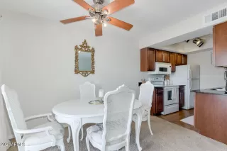 Photo #6: 6226947 Listing 