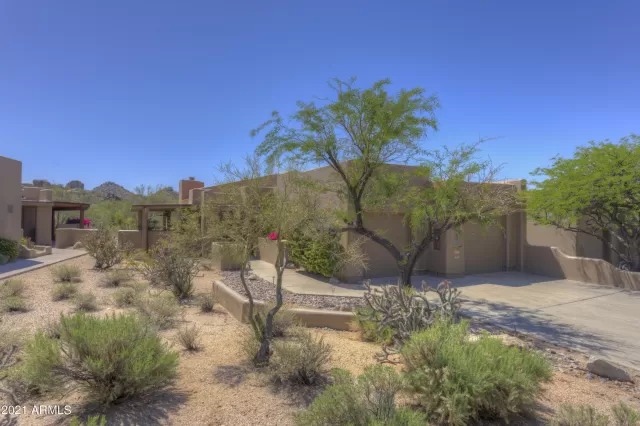 MLS: 6226965 Condo For Sale