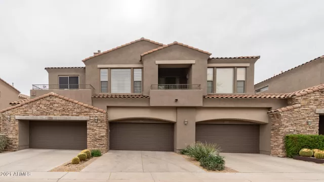 MLS: 6227152 Condo For Sale