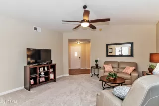 Photo #4: 6227252 Listing 