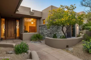 Photo #2: 6227316 Listing