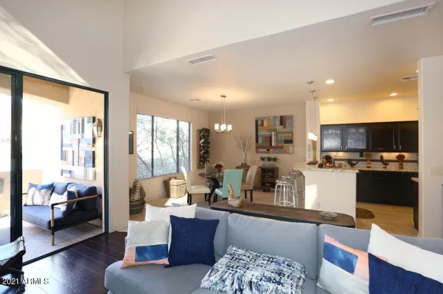 MLS: 6227448 Condo For Sale