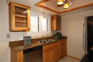 Photo #6: 6227457 Listing