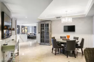 Photo #5: 6227490 Listing