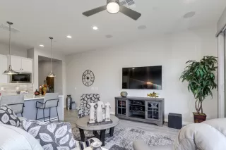 Photo #2: 6227571 Listing