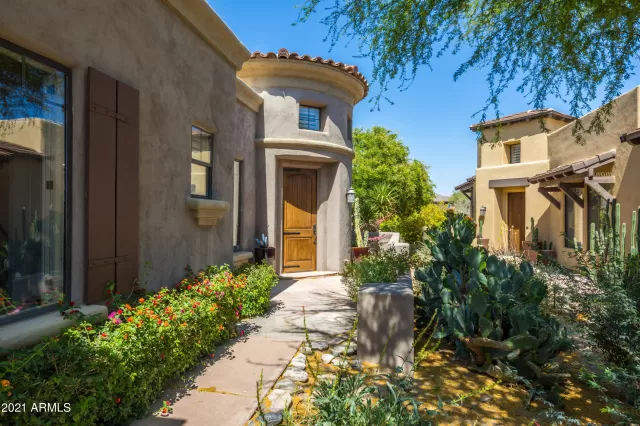 MLS: 6227637 Condo For Sale