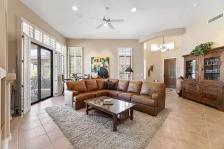 Photo #5: 6227637 Listing