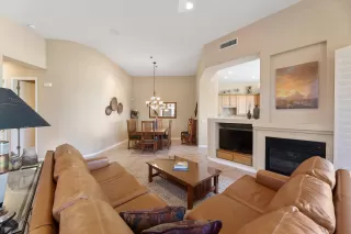 Photo #6: 6227637 Listing