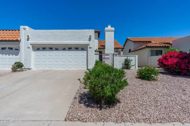 MLS: 6227643 Condo For Sale
