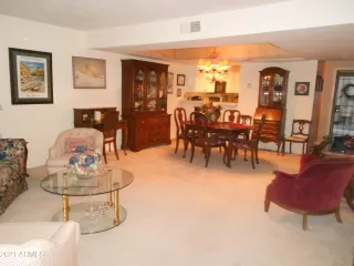 Photo #6: 6227798 Listing