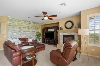 Photo #5: 6227929 Listing