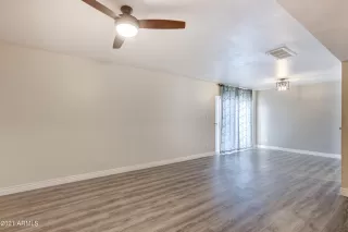 Photo #5: 6227930 Listing