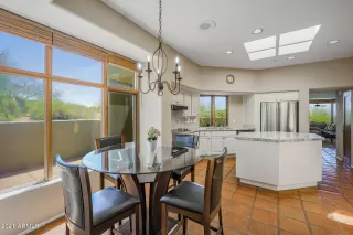 Photo #6: 6227948 Listing