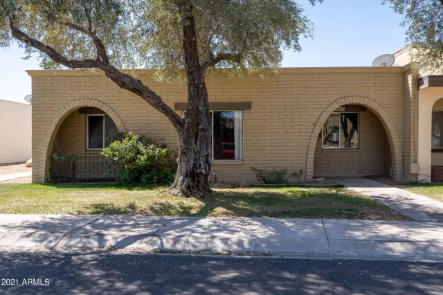 MLS: 6227951 Condo For Sale