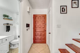 Photo #4: 6228040 Listing