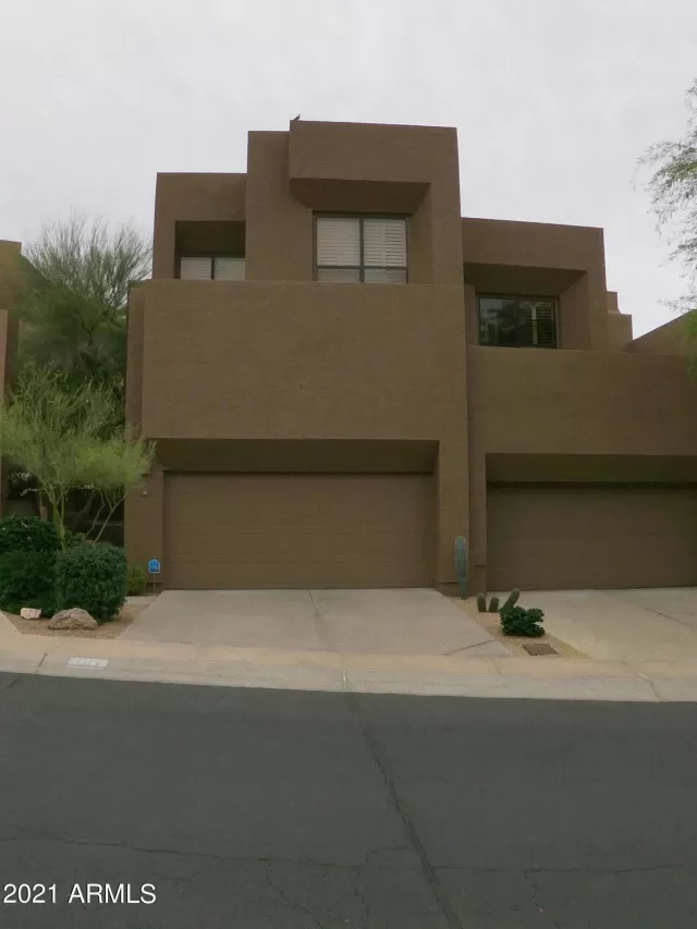 MLS: 6228134 Condo For Sale