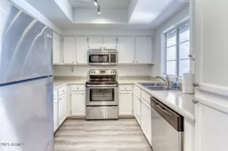 Photo #6: 6228363 Listing