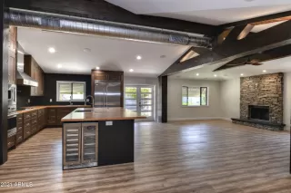 Photo #4: 6228504 Listing