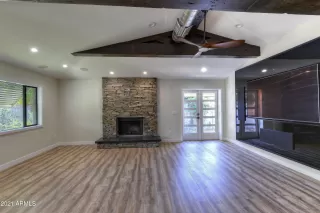 Photo #6: 6228504 Listing