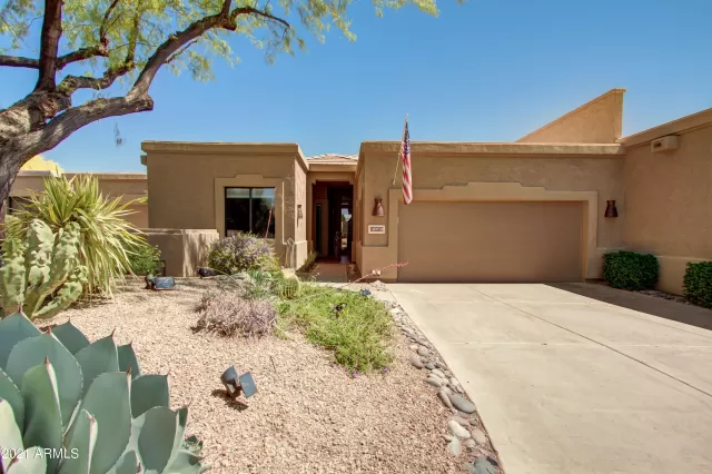 MLS: 6228528 Condo For Sale