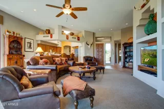 Photo #2: 6228528 Listing