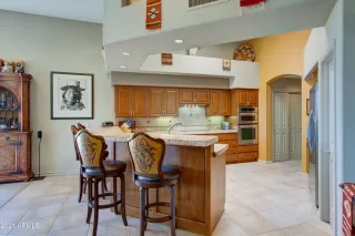 Photo #5: 6228528 Listing