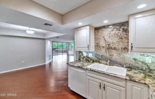 Photo #1: 6228539 Listing 